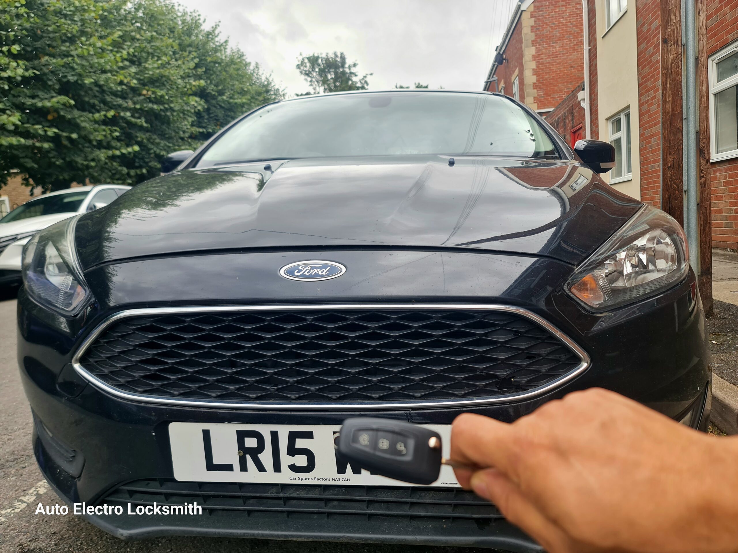 Broken car key repair and new key fobs