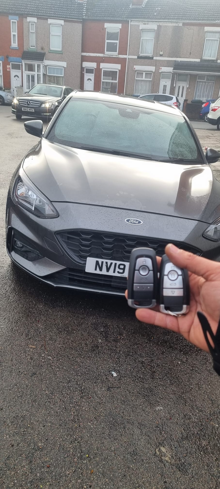 Auto locksmith job, November 2025